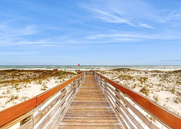 Gulf-front With Access Pools Hot Tub & Sports Courts Holiday home *
