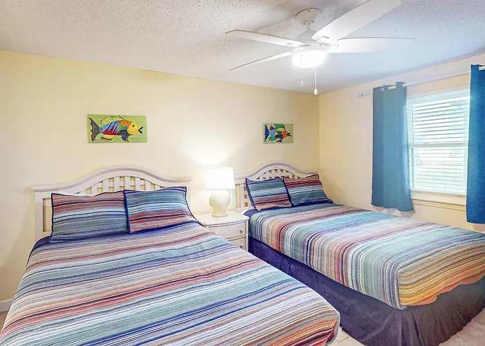 Gulf-front With Access Pools Hot Tub & Sports Courts * Gulf Shores